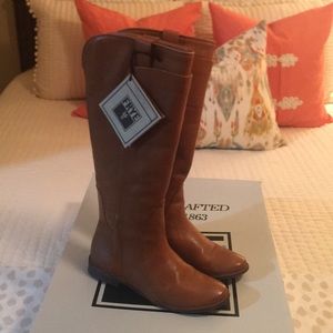 Frye Paige Tall Riding Boots Cognac NWT Size 7